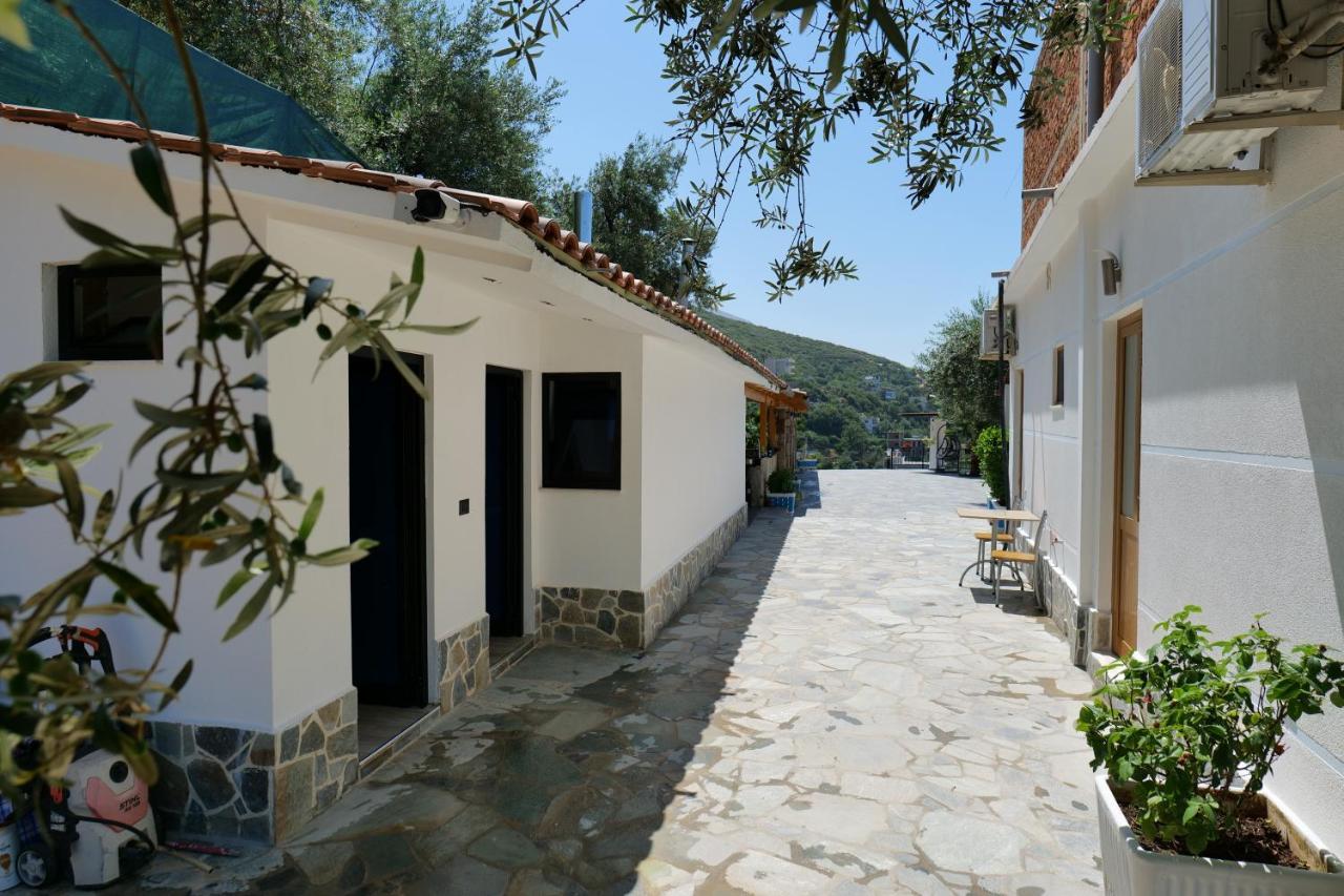 Vila Panorama Piqeras Bed and Breakfast Εξωτερικό φωτογραφία