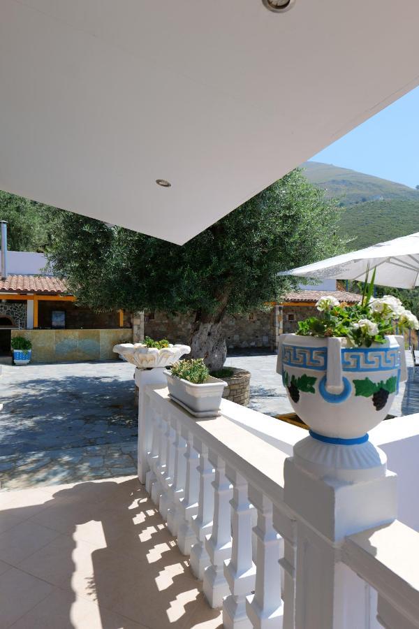 Vila Panorama Piqeras Bed and Breakfast Εξωτερικό φωτογραφία