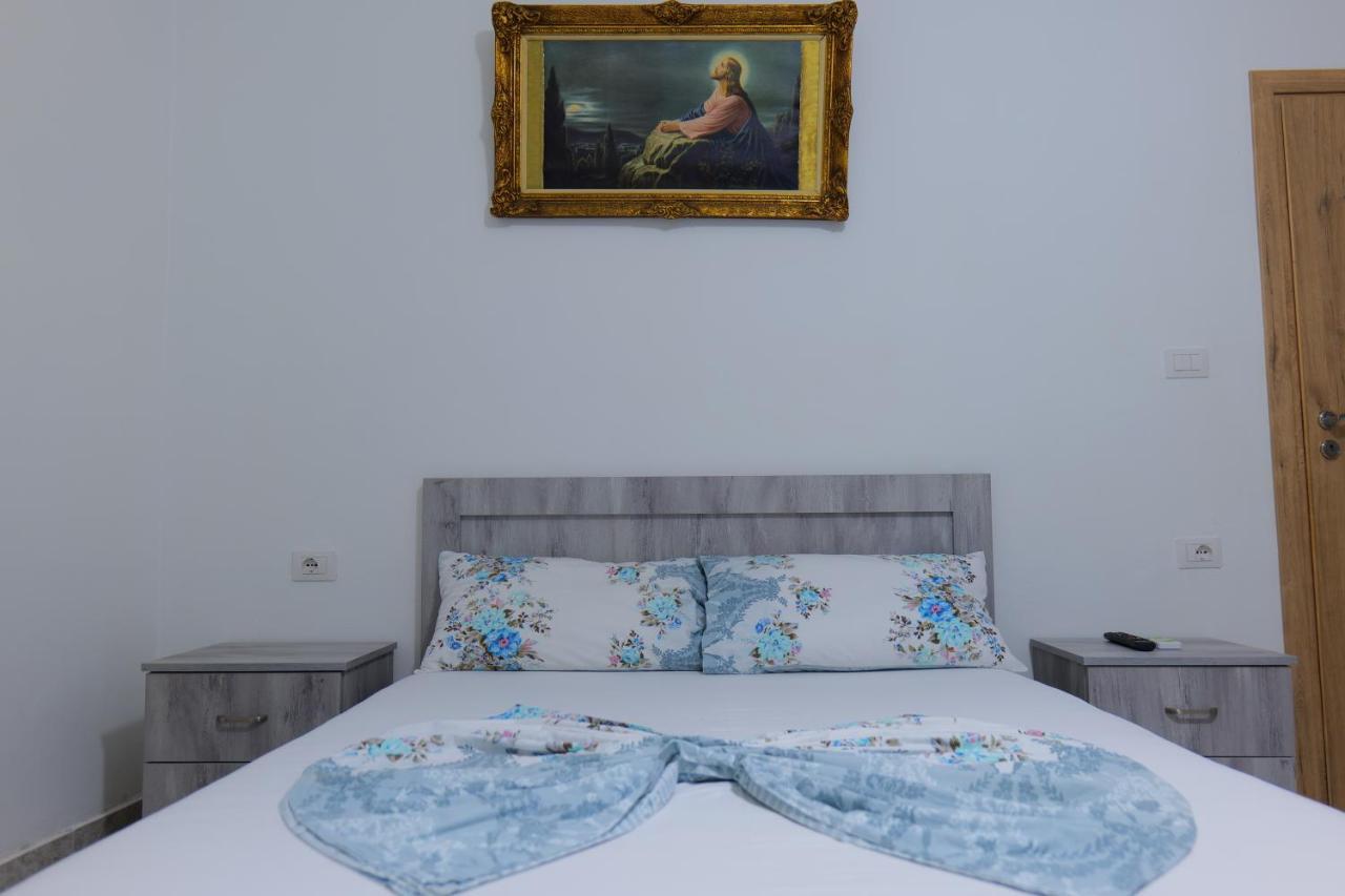 Vila Panorama Piqeras Bed and Breakfast Εξωτερικό φωτογραφία