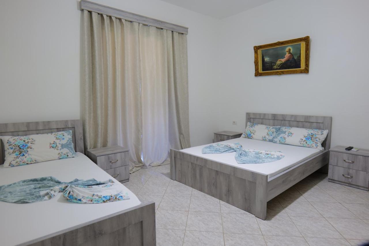 Vila Panorama Piqeras Bed and Breakfast Εξωτερικό φωτογραφία
